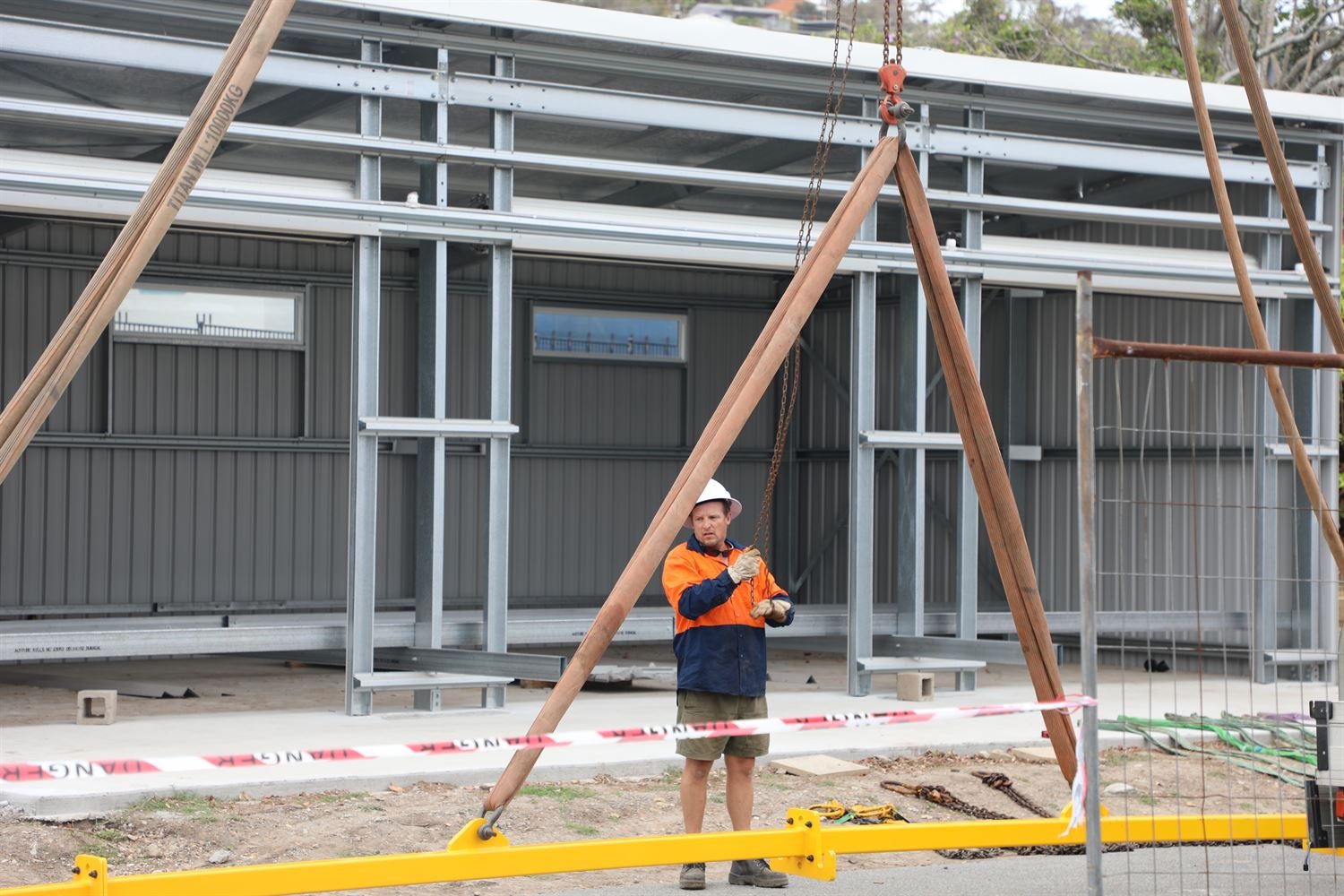 Preparing the shed to be moved.JPG