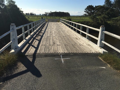 Loftus-Bridge-looking-west