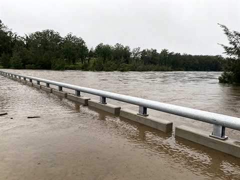 Turners Flat Bridge underwater December 2020