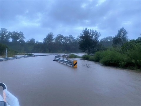 Turners Flat Bridge 25 Feb 2022 6.40am